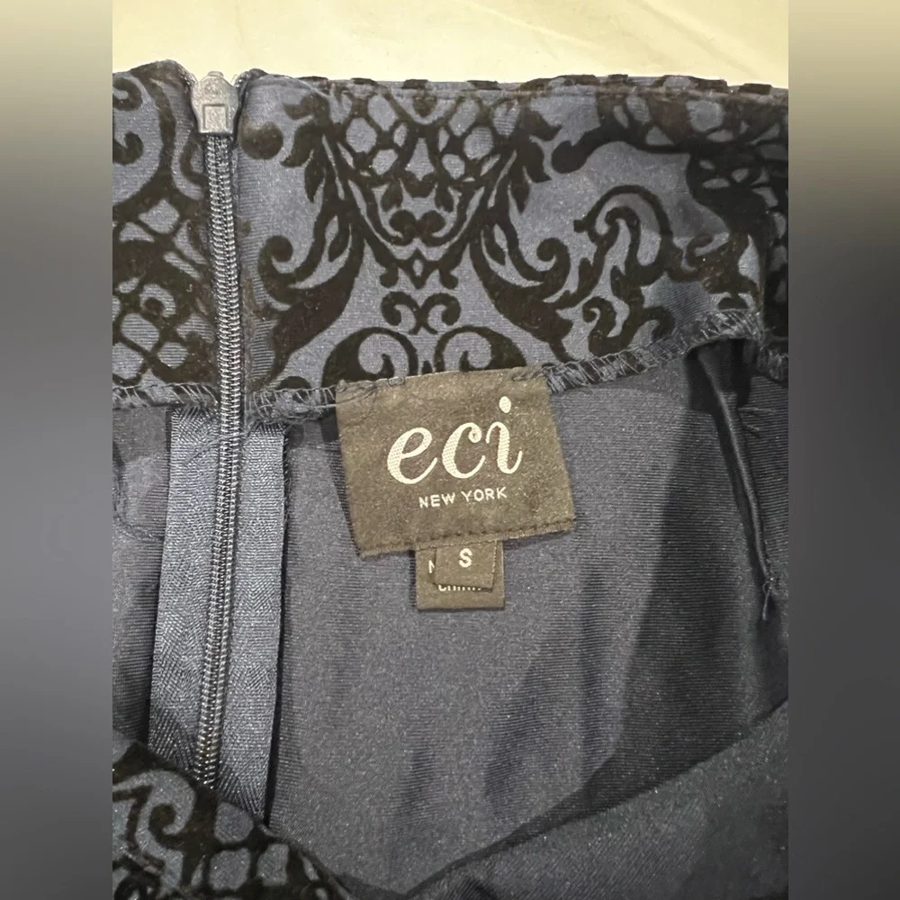 ECI New York pencil skirt size small - Picture 2 of 5